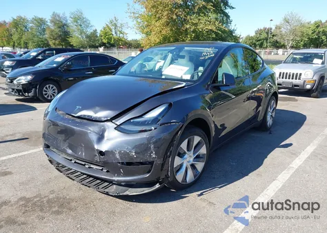 2024 Tesla Model Y Long Range Dual Motor All-Wheel Drive from USA, damaged, VIN 7SAYGDEE2RA281310